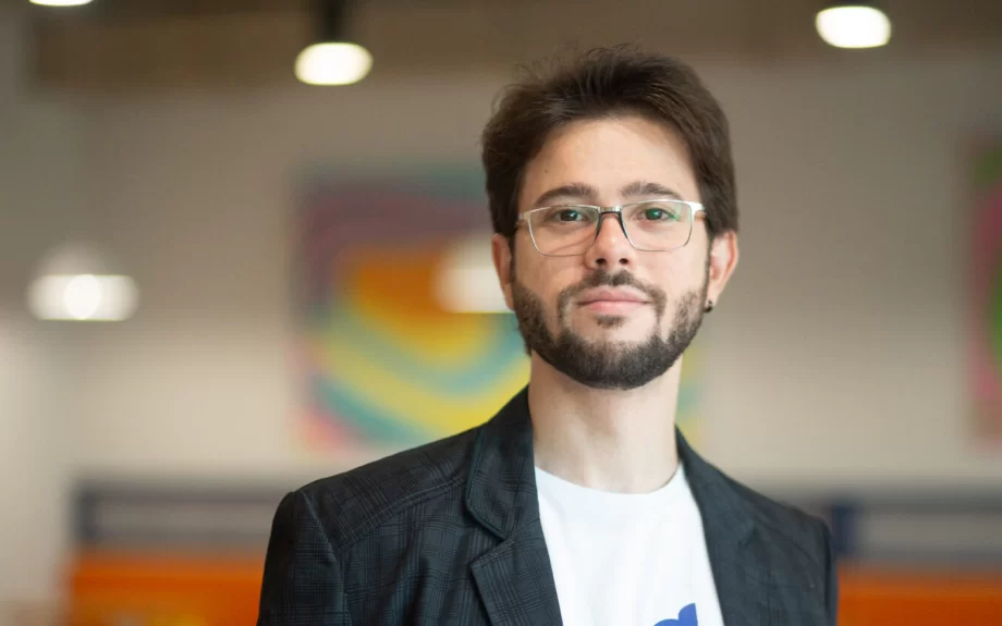 A ascensão do empreendedor solo por IA e a Dadosfera